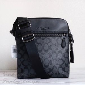 Coach Houston Flight Bag